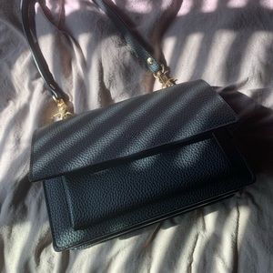 Angela Roi Eloise Satchel